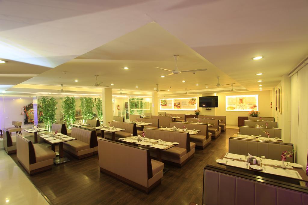 Orchid Square Hotell Coonoor Exteriör bild